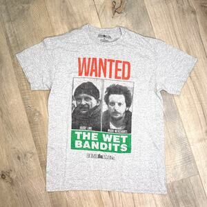 Home Alone Wet Bandits Wanted Poster Shirt Mens Size Medium